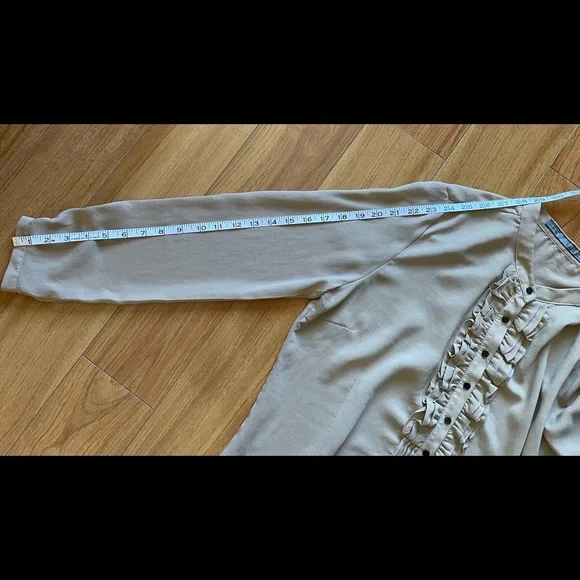 Zara Ruffled Embroidered Button -down Top - Picture 6 of 8